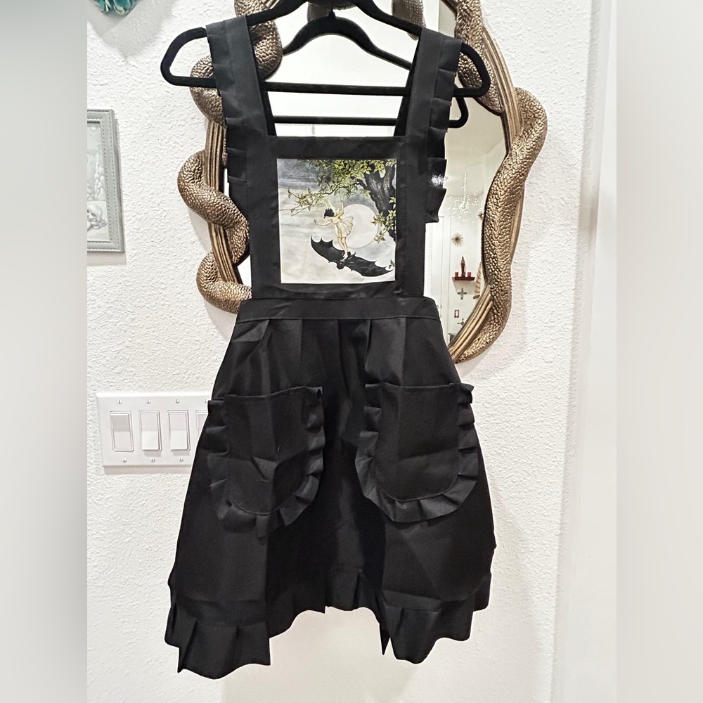Witch’s Sister Magic, Crafting & Cooking APRON with Ruffle Pockets